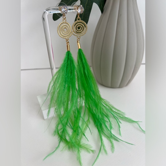 Long Dangle Green Feather Hippie Chic Earrings - Vibrant Whimsical Earrings - Picture 7 of 17